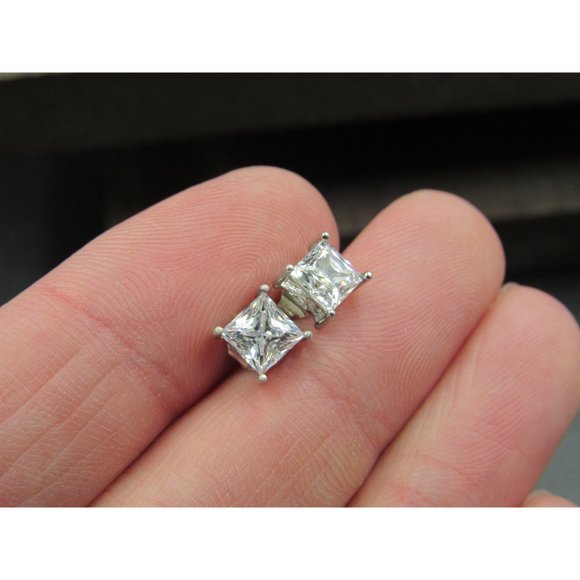 Sterling Silver Square Bright Simple CZ Stud Earrings Vintage Wedding Engagement - Picture 2 of 6